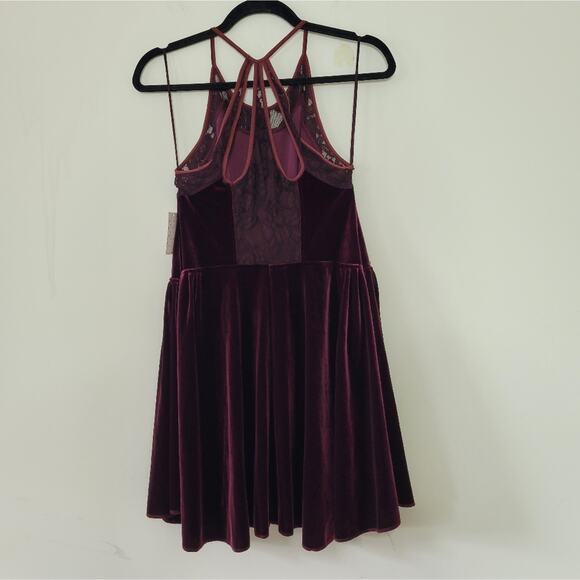 Free People Nightshade Velvet Halter Dress In Deep Cherry small - Picture 6 of 9
